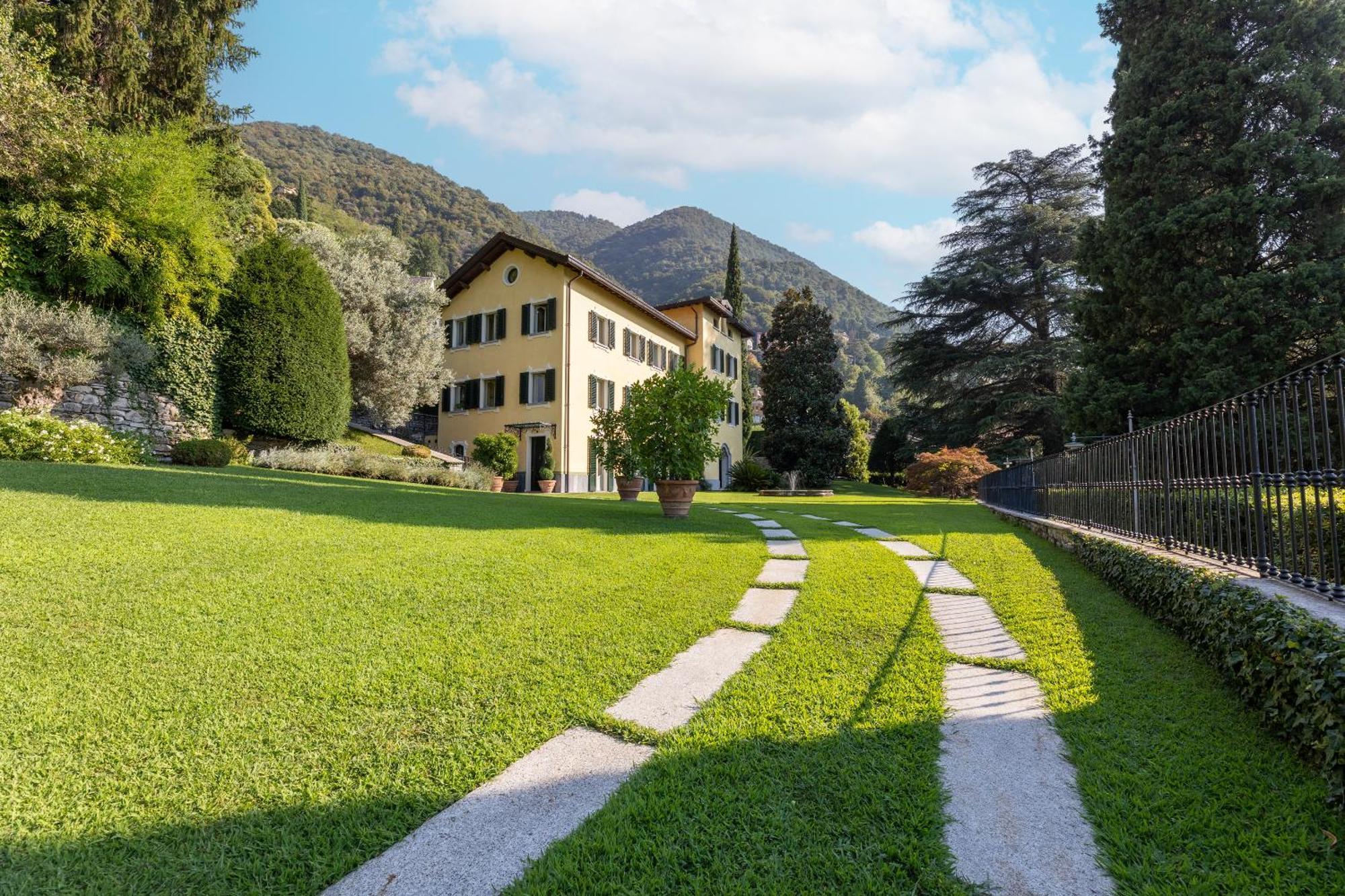 Villa Sinfonia By Myvillacollection Blevio Esterno foto